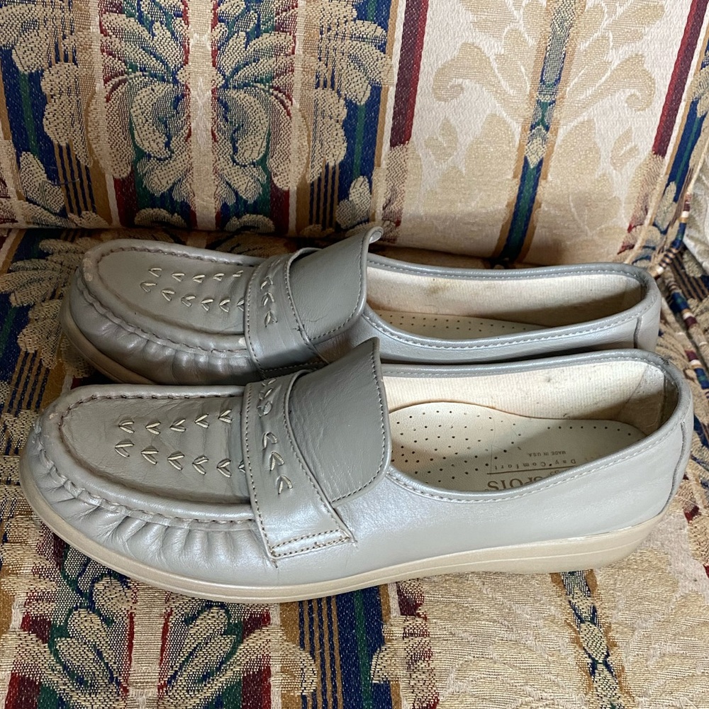 Soft Spots Venus Lite Womens Leather Loafer Shoe Oxford Casual Work Bone $72.95